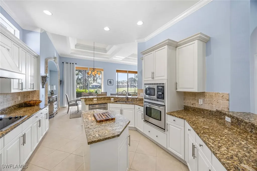 8894 Shenendoah Circle Naples FL 34113