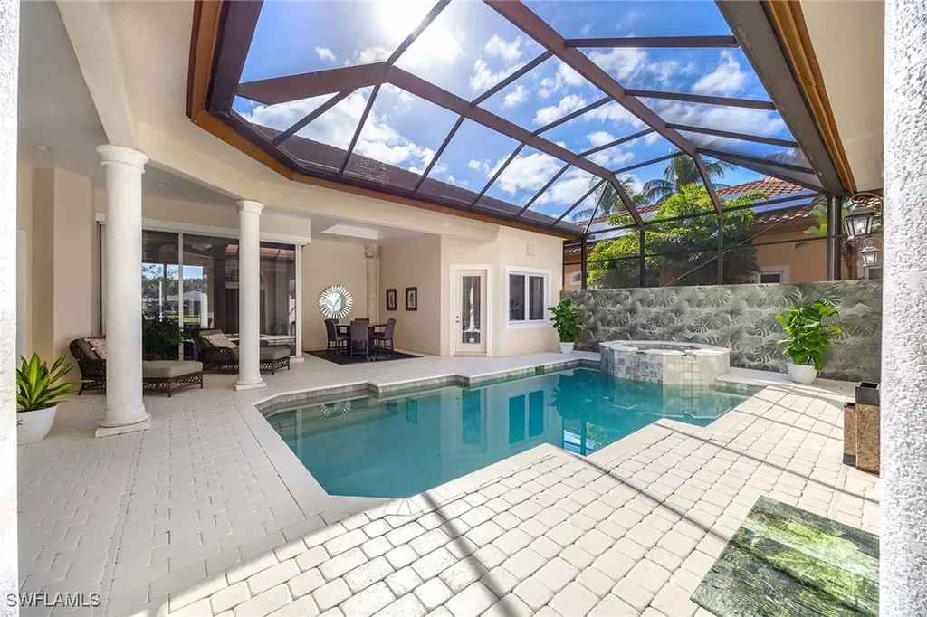 8894 Shenendoah Circle Naples FL 34113