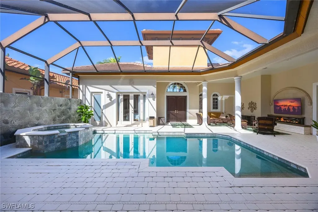8894 Shenendoah Circle Naples FL 34113