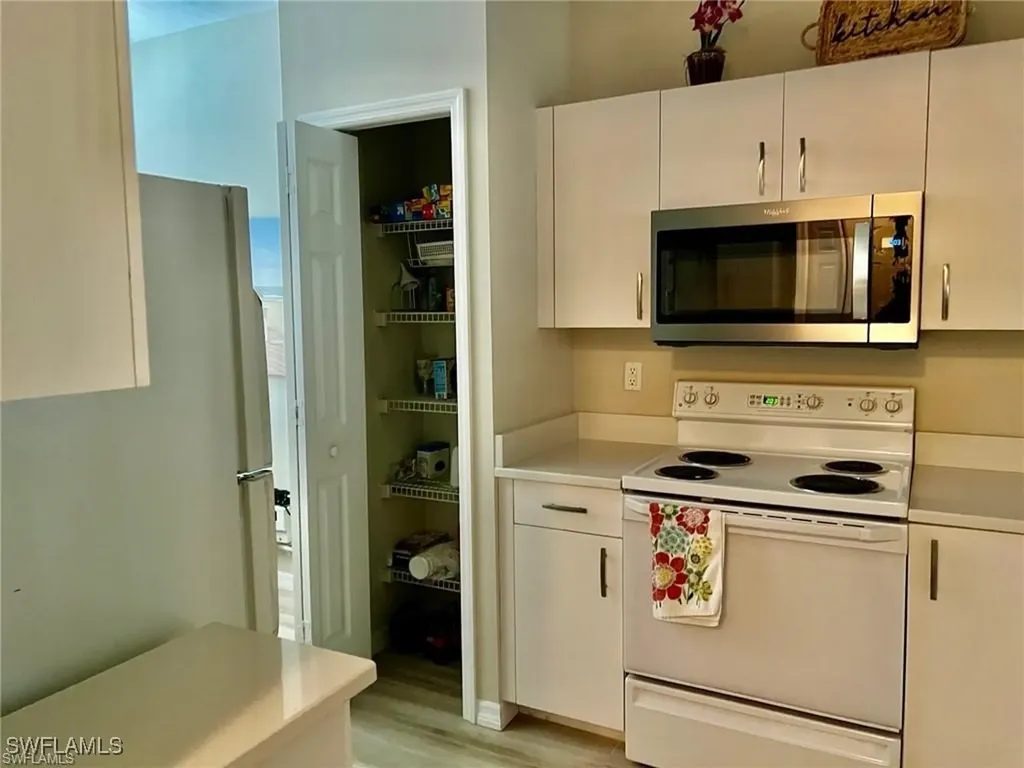 2290 Carrington Court Naples FL 34109