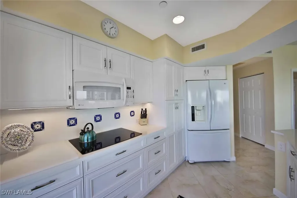 4255 Gulf Shore Boulevard N Naples FL 34103