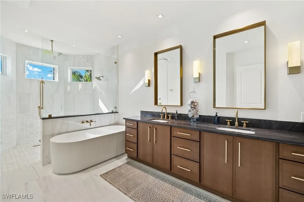 1955 Tarpon Road Naples FL 34102