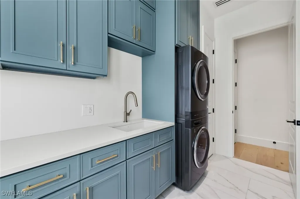 1955 Tarpon Road Naples FL 34102