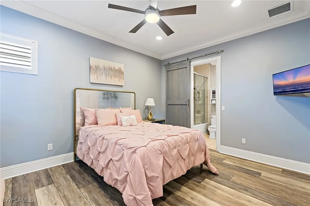 1435 Osprey Avenue Naples FL 34102
