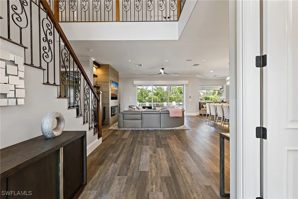 1435 Osprey Avenue Naples FL 34102