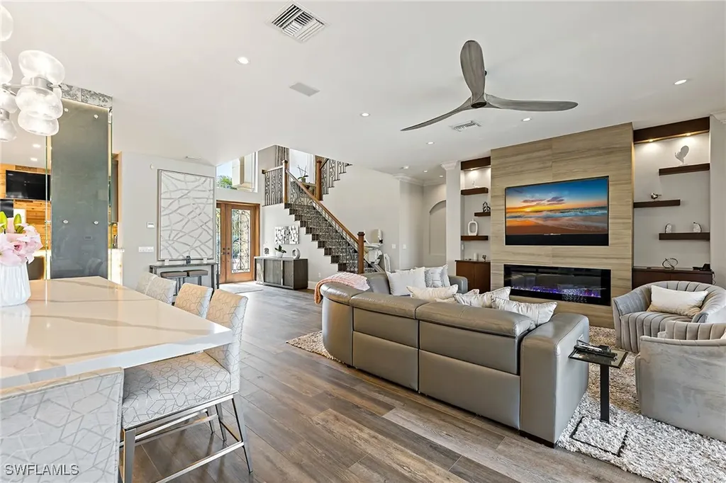 1435 Osprey Avenue Naples FL 34102