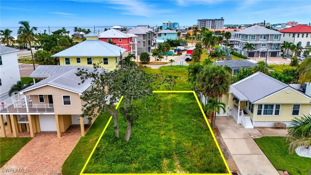 137 Pearl Street Fort Myers Beach FL 33931