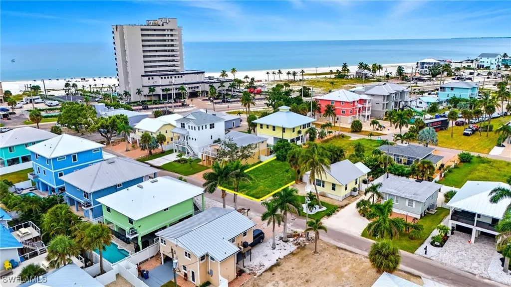 137 Pearl Street Fort Myers Beach FL 33931