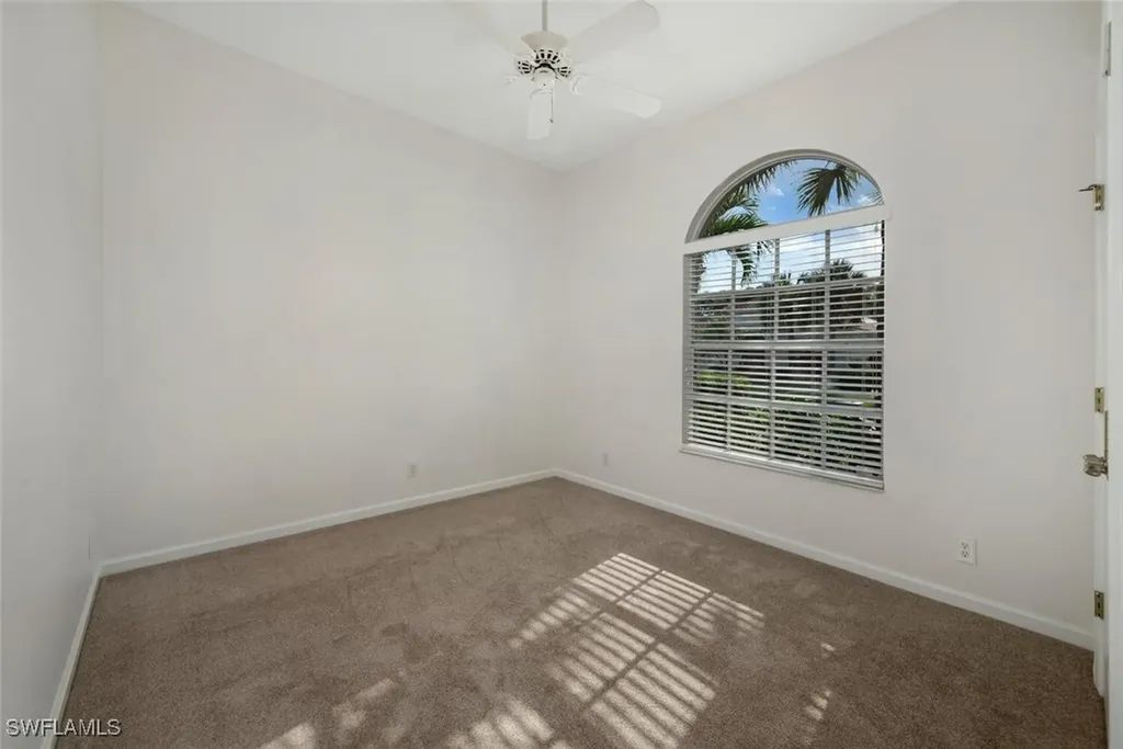15825 Delaplata Lane Naples FL 34110
