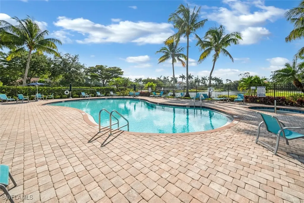 15825 Delaplata Lane Naples FL 34110