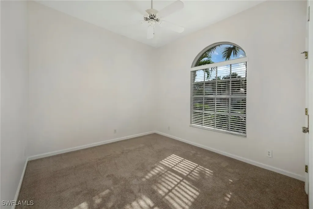 15825 Delaplata Lane Naples FL 34110