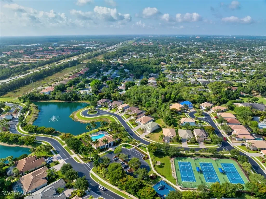 15825 Delaplata Lane Naples FL 34110