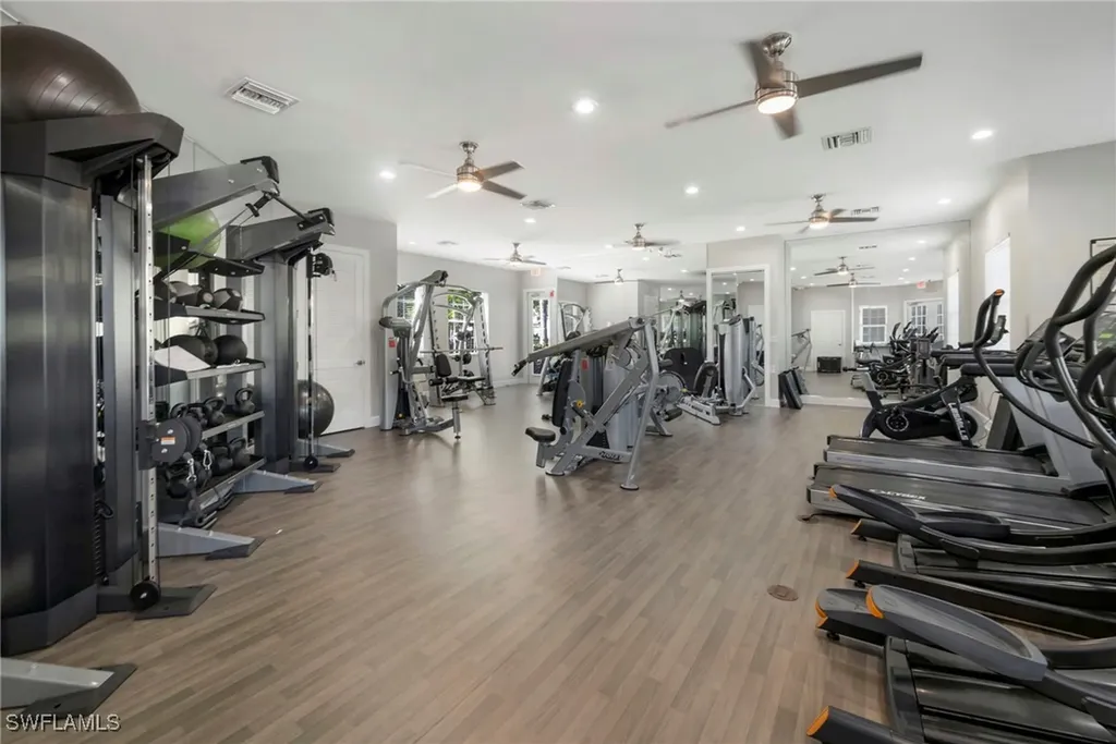 15825 Delaplata Lane Naples FL 34110