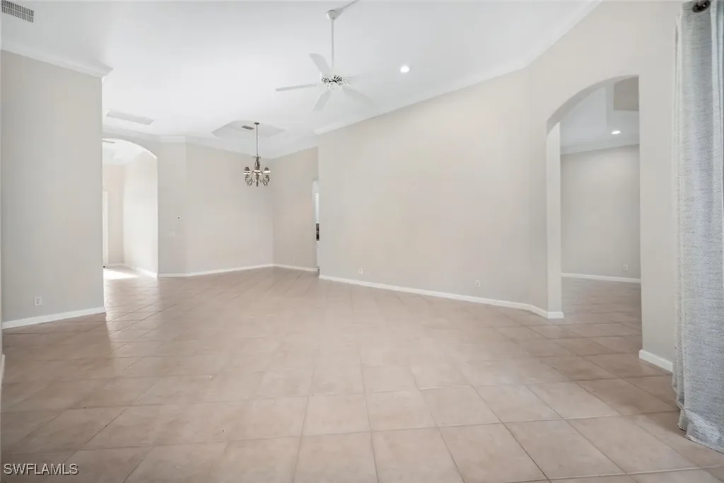 15825 Delaplata Lane Naples FL 34110