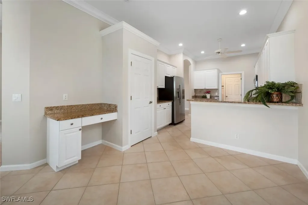 15825 Delaplata Lane Naples FL 34110