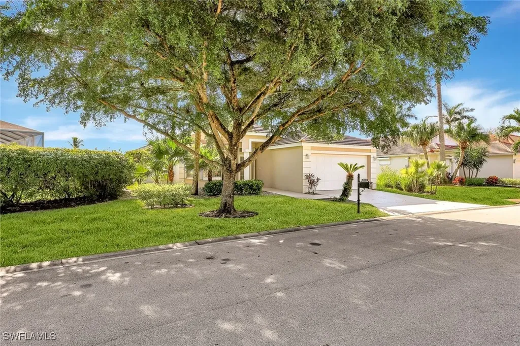 9490 Cedar Creek Drive Bonita Springs FL 34135