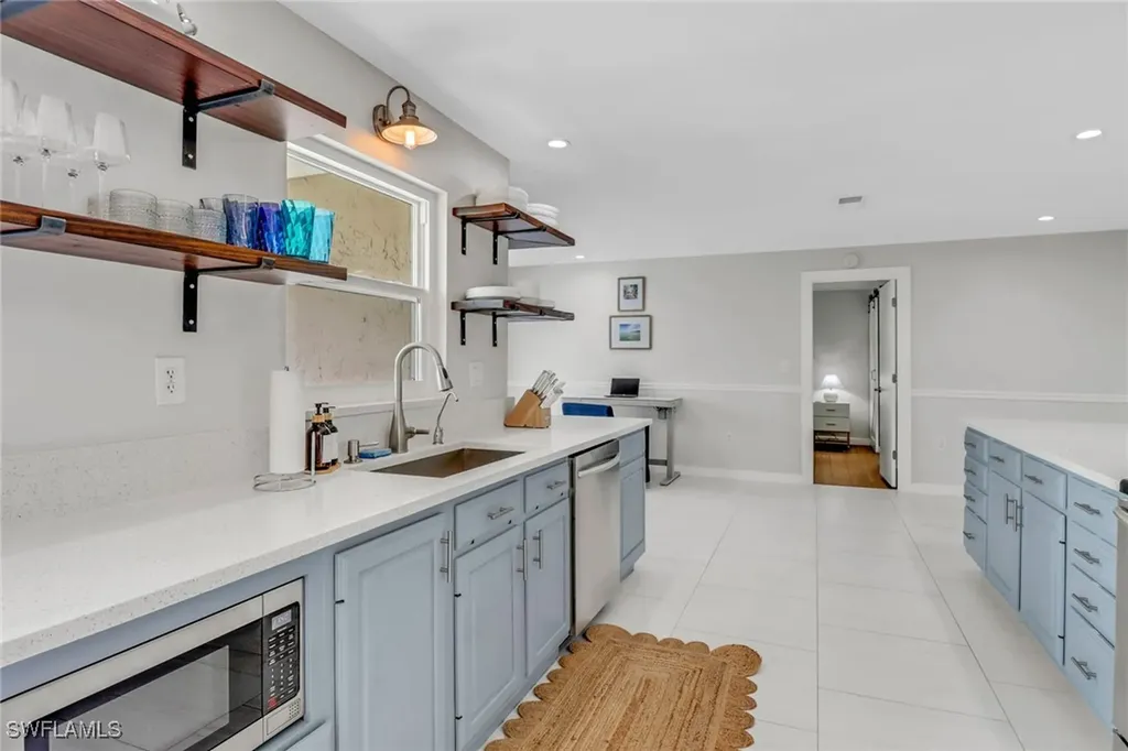 2680 Longboat Drive Naples FL 34104
