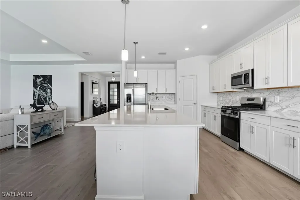 19050 Hanley Boulevard Estero FL 33928