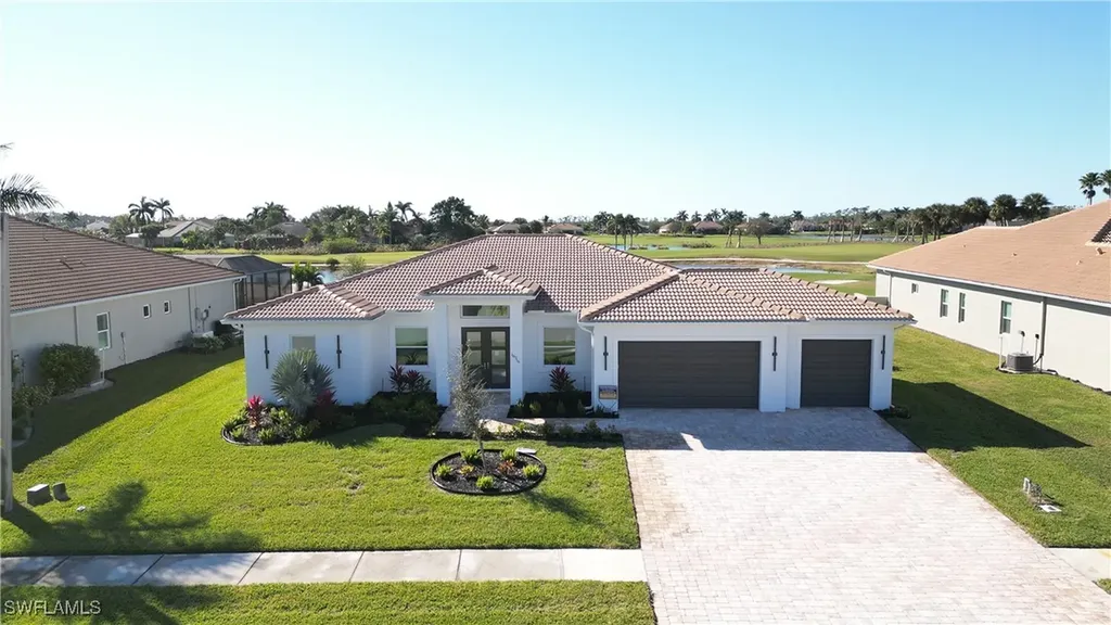 18716 Ensenada Drive Naples FL 34114