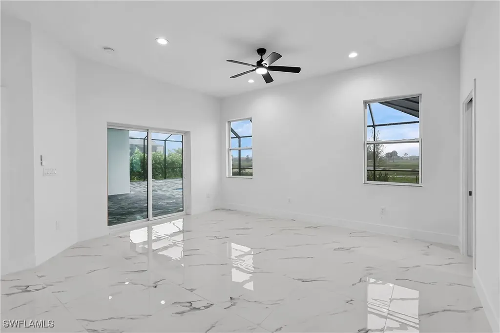 18716 Ensenada Drive Naples FL 34114