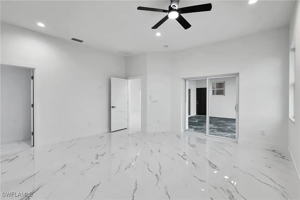 18716 Ensenada Drive Naples FL 34114