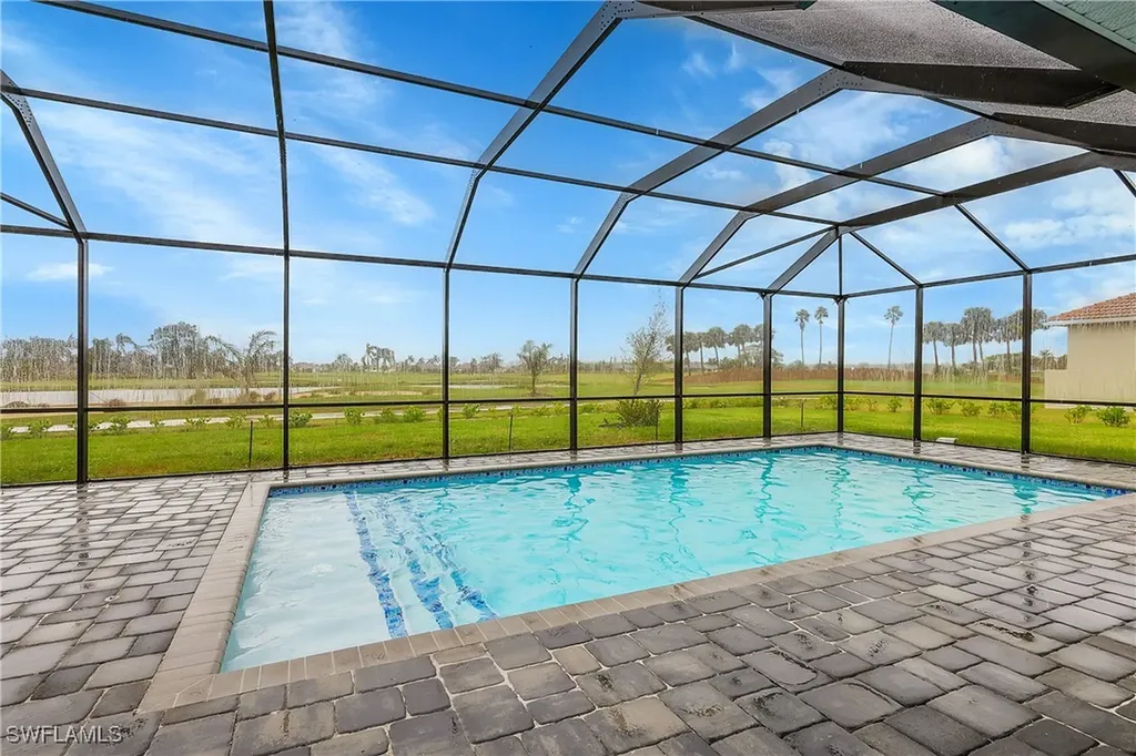 18716 Ensenada Drive Naples FL 34114
