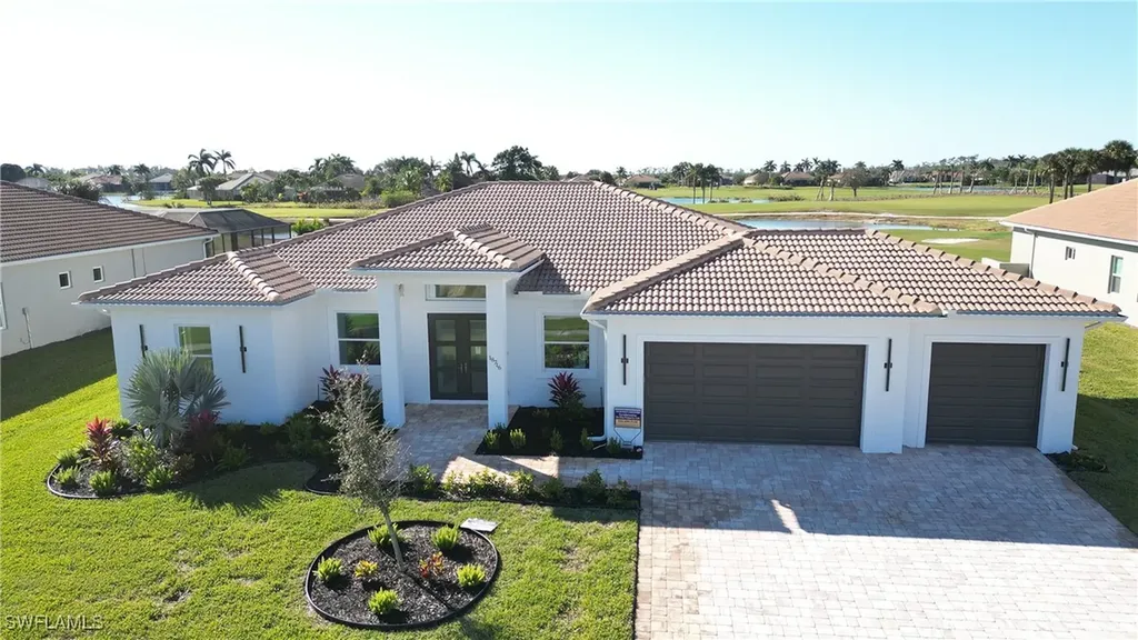 18716 Ensenada Drive Naples FL 34114