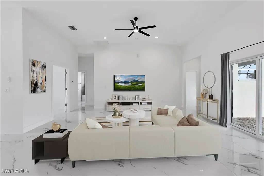 18716 Ensenada Drive Naples FL 34114