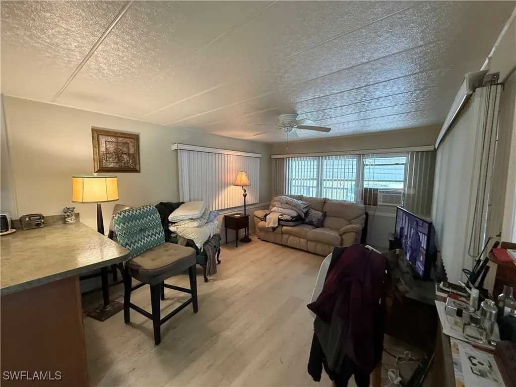 539 Poinsettia Lane Naples FL 34114