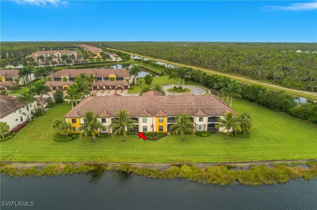 9533 Avellino Way Naples FL 34113