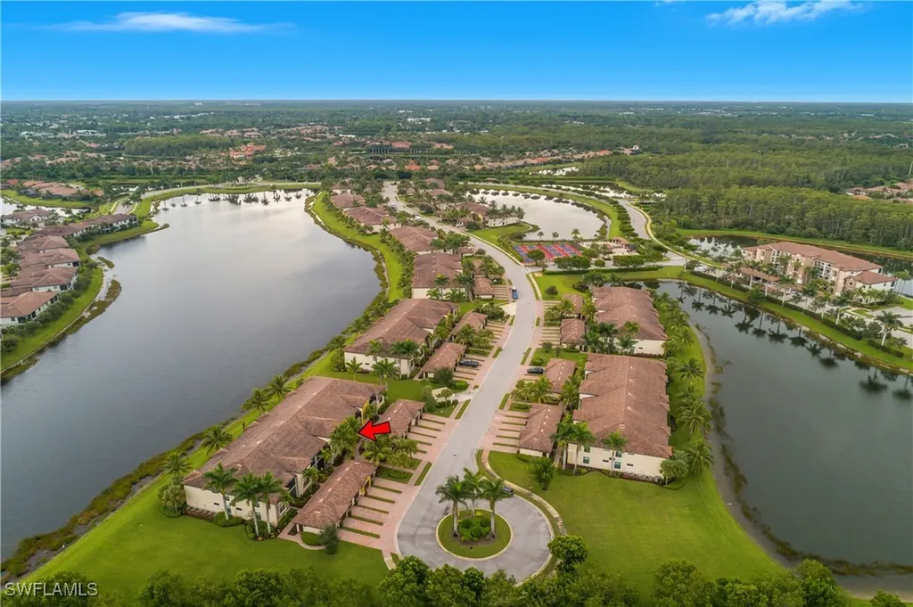 9533 Avellino Way Naples FL 34113