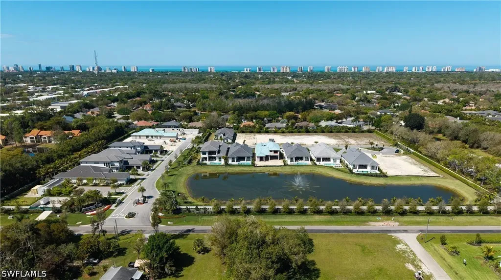 6717 Newport Road Naples FL 34109