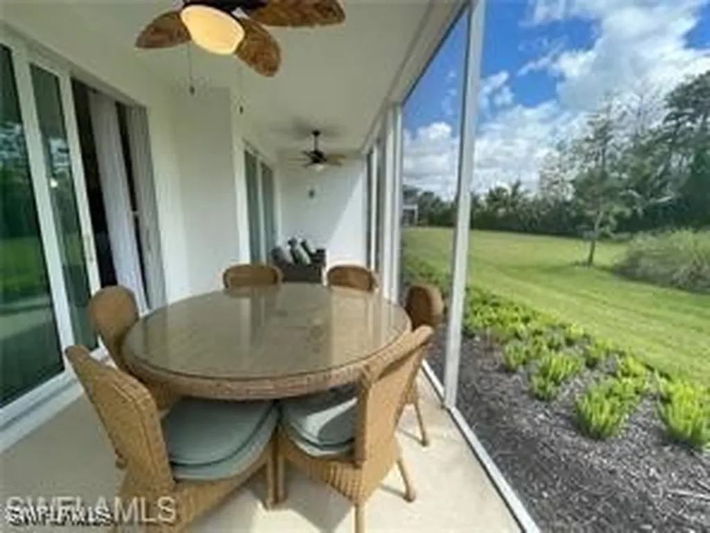 2548 Seychelles Drive Naples FL 34112