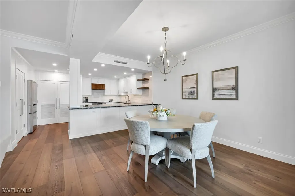 4000 Gulf Shore Boulevard N Naples FL 34103