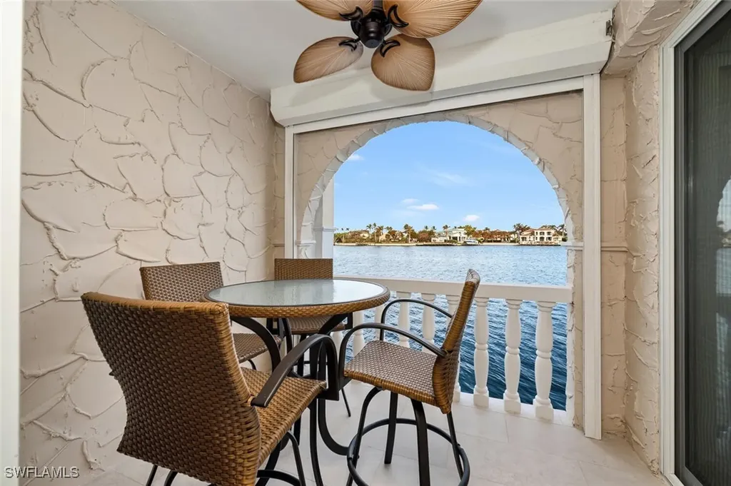 4000 Gulf Shore Boulevard N Naples FL 34103