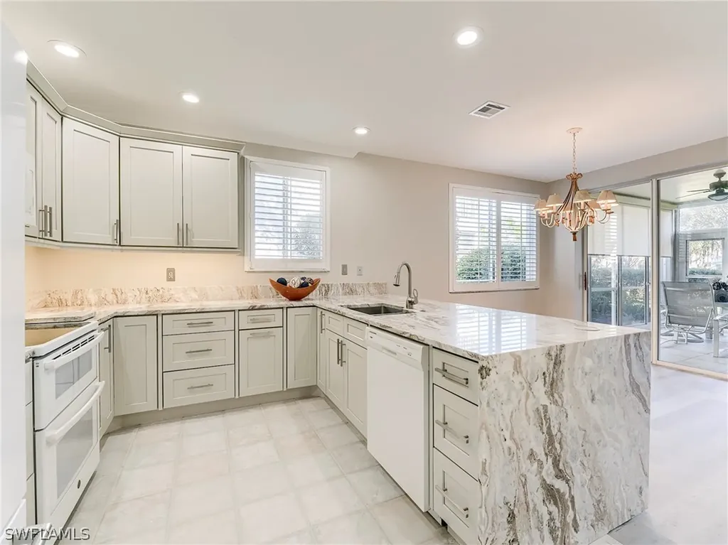 8471 Southbridge Drive Estero FL 33967