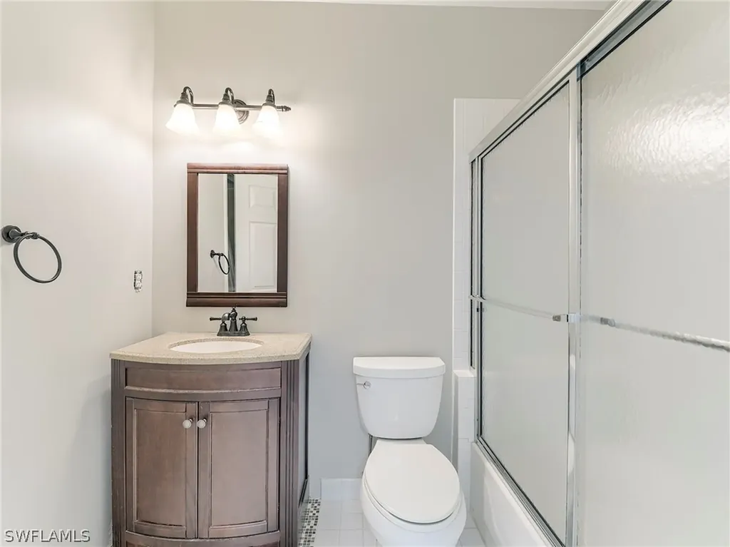 8471 Southbridge Drive Estero FL 33967