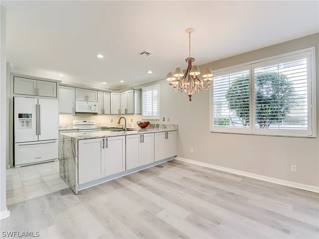 8471 Southbridge Drive Estero FL 33967