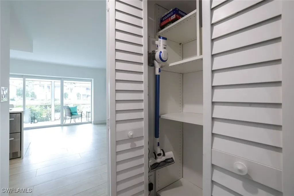 1155 Sandpiper Street Naples FL 34102