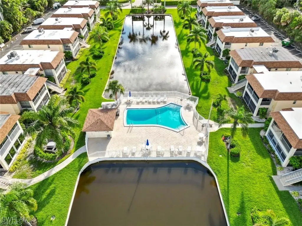 1155 Sandpiper Street Naples FL 34102
