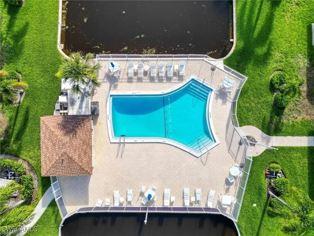 1155 Sandpiper Street Naples FL 34102