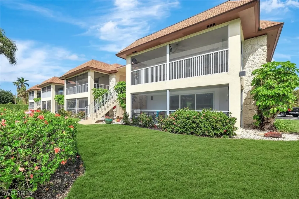 1155 Sandpiper Street Naples FL 34102