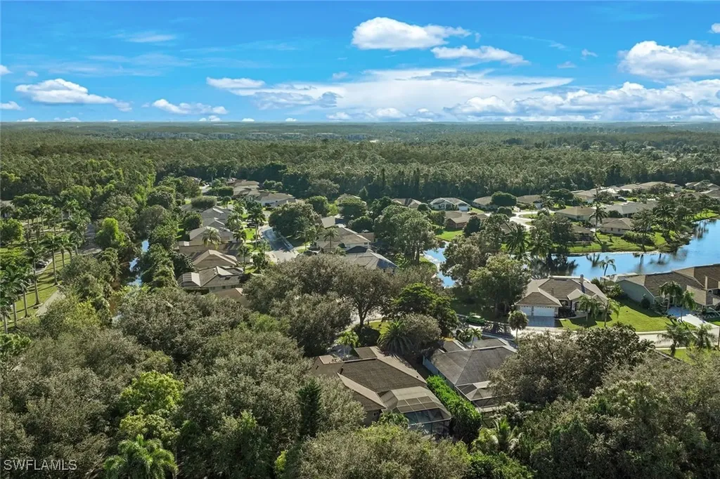 7500 Woodland Bend Circle Fort Myers FL 33912
