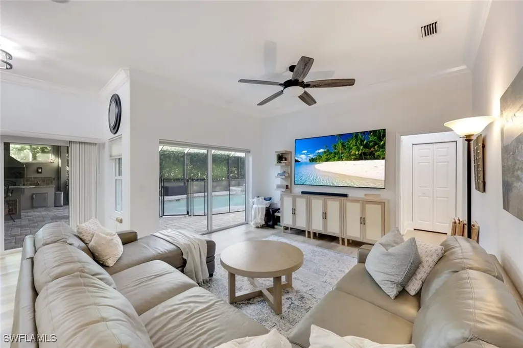 7500 Woodland Bend Circle Fort Myers FL 33912