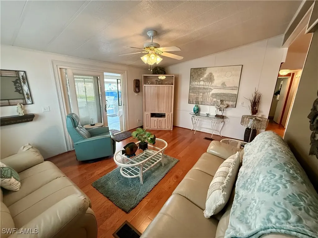 181 Sand Drive Naples FL 34104