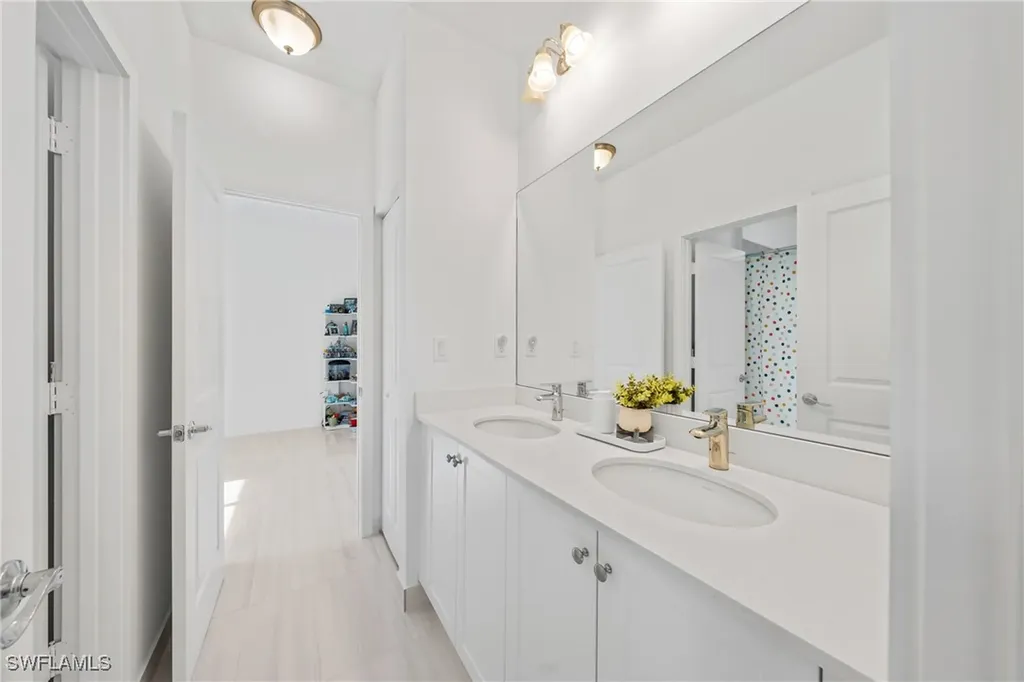 4951 Brigata Way Ave Maria FL 34142