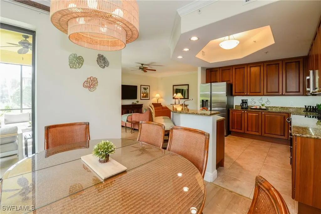 975 Sandpiper Street Naples FL 34102