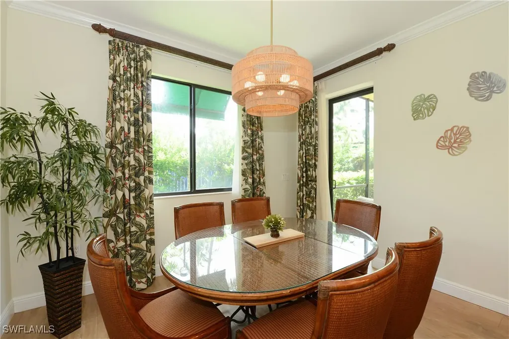 975 Sandpiper Street Naples FL 34102