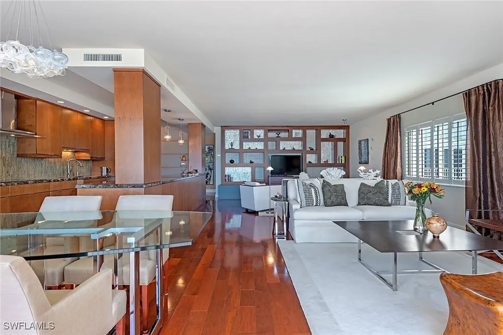 3401 Gulf Shore Boulevard N Naples FL 34103