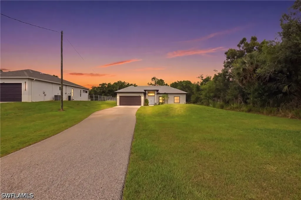 2783 70th Avenue NE Naples FL 34120